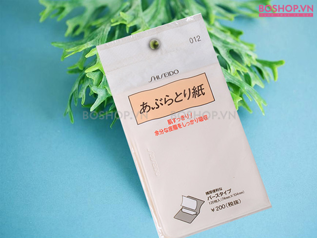 Phim thấm dầu Shiseido hỗ trợ lấy bớt lượng bã nhờn