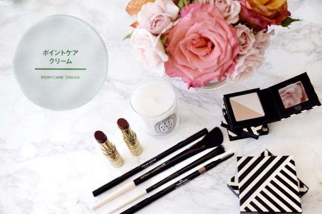 Sáp dưỡng ẩm dạng hộp Muji Point Care Balm 18gr không paraben, cồn và dầu khoáng
