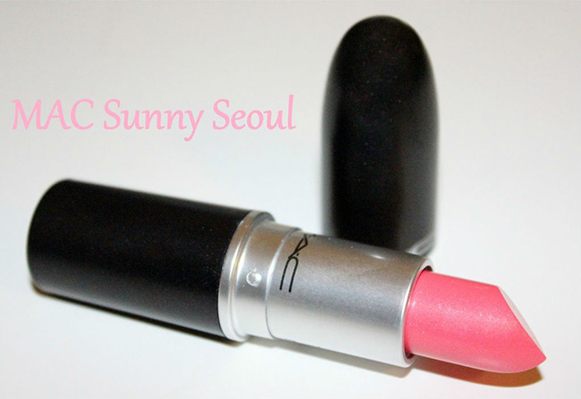 Son bóng MAC Cremesheen Lipstick Sunny Seoul màu hồng phấn pha chút bóng nhẹ