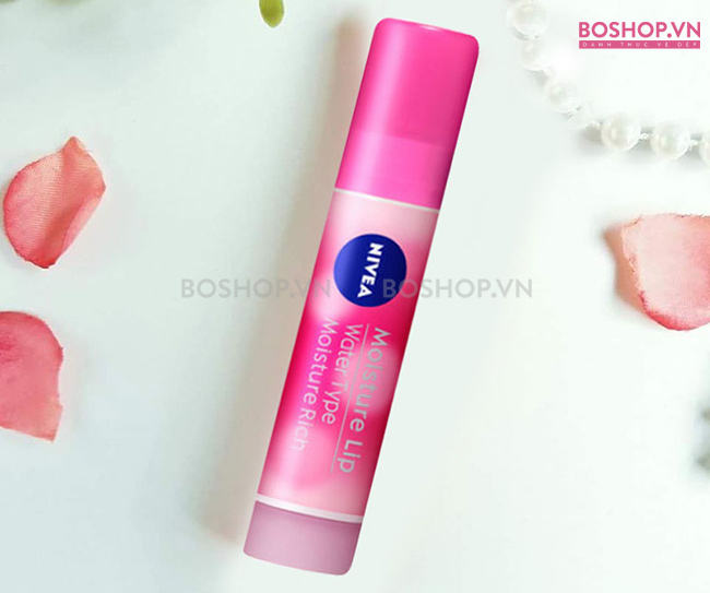 Thỏi son thiết kế nhỏ xinh, ngọt ngào