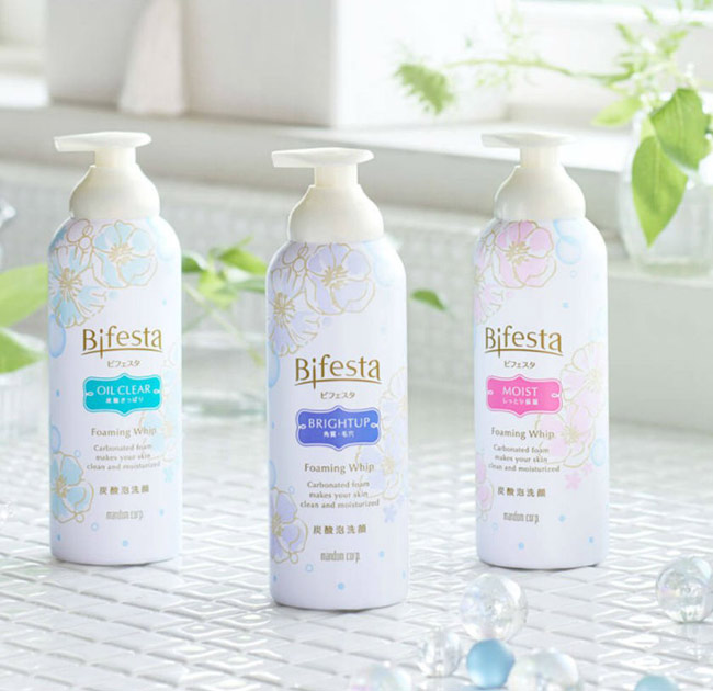 Sữa rửa mặt Bifesta Foaming Whip Bright Up 180gr an toàn cho da
