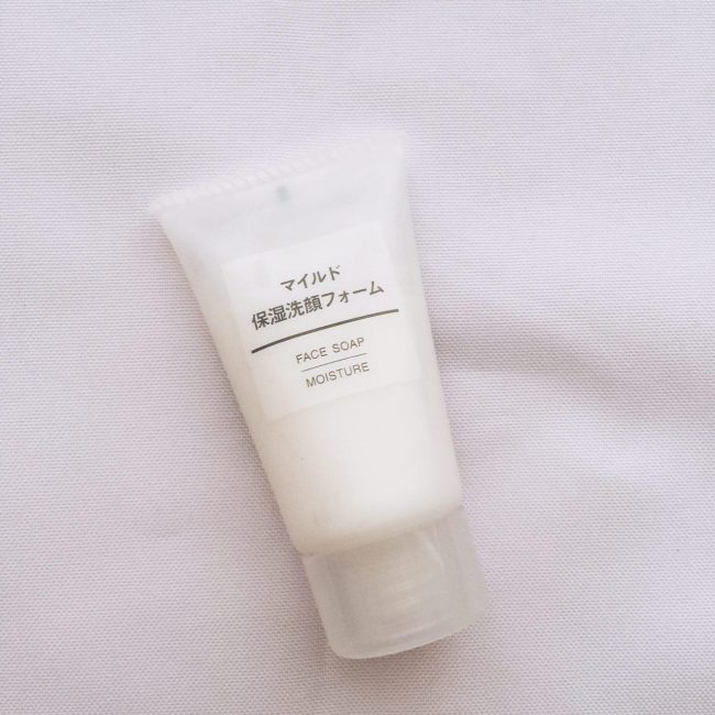 Sữa rửa mặt dưỡng ẩm Muji Moisture Face Soap 30gr