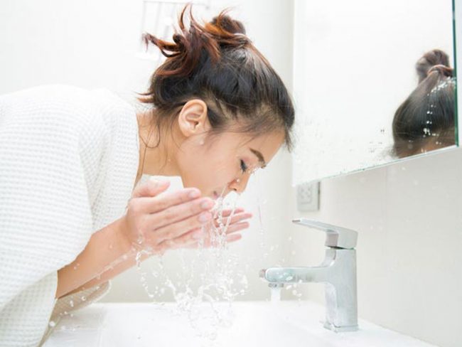 Sữa rửa mặt dưỡng ẩm Muji Moisture Face Soap 30gr an toàn cho da