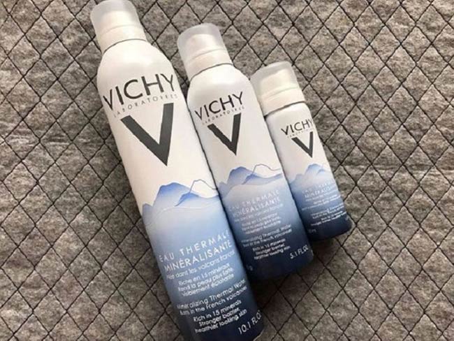 Xịt khoáng làm dịu da Vichy Eau Thermale 50ml kích thích sự trao đổi giữa các tế bào