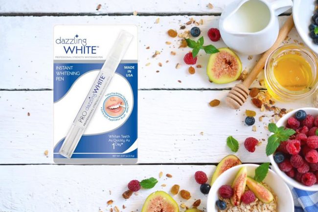 Bút tẩy trắng răng Dazzling White Instant Whitening Pen