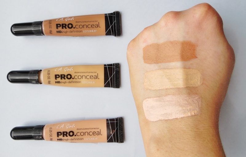 Che khuyết điểm L.A. Girl Pro Conceal Porcelain bổ sung Vitamin E dưỡng ẩm mềm mịn cho làn da