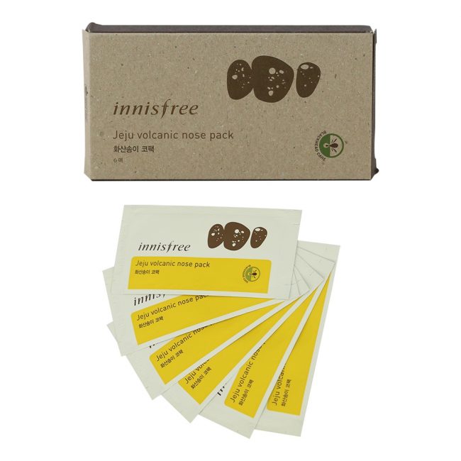 Gel lột mụn đầu đen Innisfree Jeju Volcanic Nose Pack chiết xuất từ tro núi lửa kết hợp với các thảo mộc quý