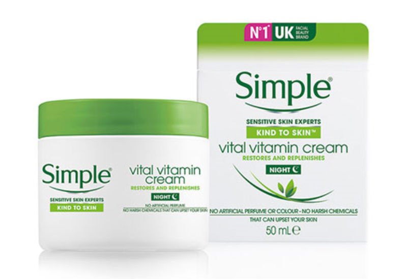 Kem dưỡng ban đêm Simple Kind To Skin Vital Vitamin 50ml