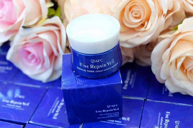 Kem lót dưỡng da dầu AFC Fine RePair Veil 28gr kiểm soát dầu thừa và se khít lỗ chân lông