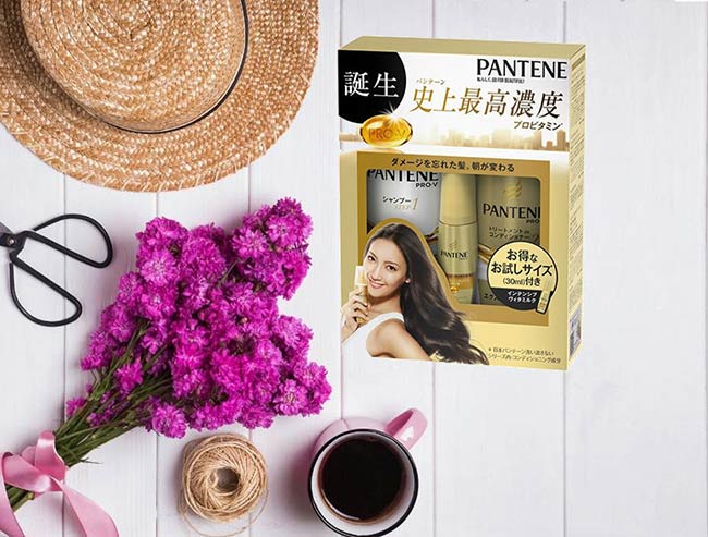 Set dầu gội xả ủ Pantene Gold gồm 3 món giúp phục hồi tóc xơ, hư tổn