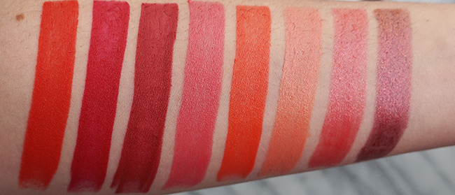 Son lì Estée Lauder Pure Color Love Lipstick 260 Sky High hồng tươi sáng