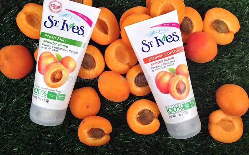 Khá phá bí quyết làn da căng mọng từ sữa rửa mặt St.Ives Blemish Control Apricot Scrub