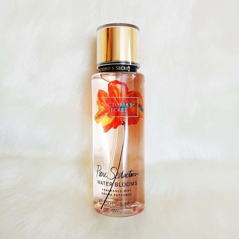 Xịt thơm Body Victoria’s Secret Pure Seduction Water Blooms 250ml