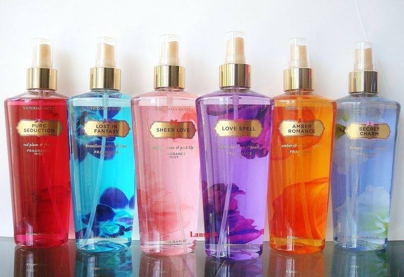 Xịt thơm body Victoria’s Secret Secret Charm 250ml hương thơm hoa anh đào ngọt ngào mà vẫn lôi cuốn