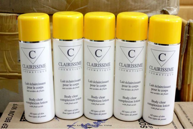 Dưỡng thể Clairissime Body Clear Complexion Lotion 500ml chất kem mịn, mùi hương nhẹ nhàng, thẩm thấu tốt vào da