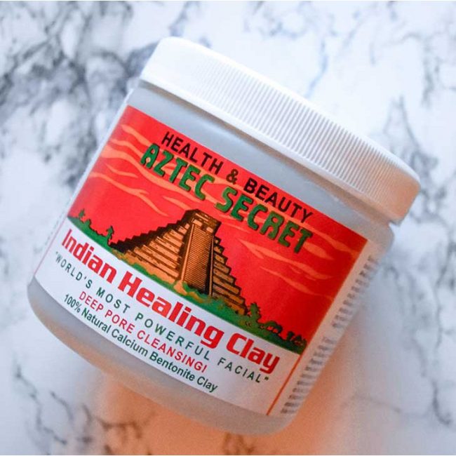 Mặt nạ đất sét Aztec Secrets Indian Healing Clay mang đến một làn da hoàn toàn sạch sẽ, tươi mới, mịn màng