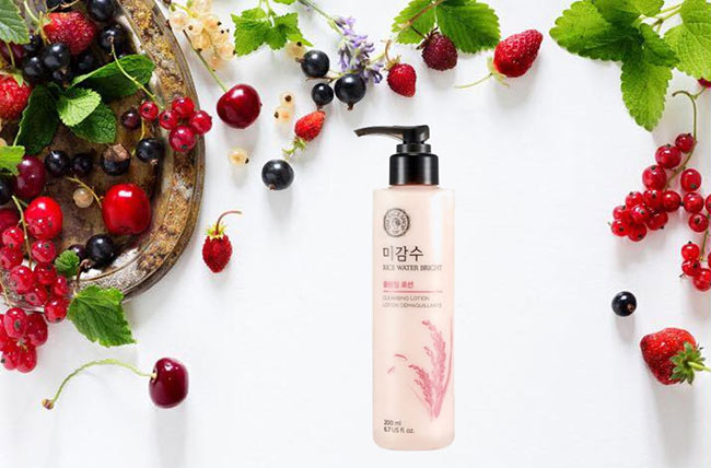 Tẩy trang The Face Shop Rice Water Bright Cleansing Lotion 200ml Không chứa chất bảo quản và thích hợp với mọi loại da
