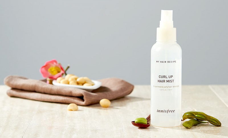 Xịt dưỡng tóc xoăn mềm mượt Innisfree Curl Up 150ml 