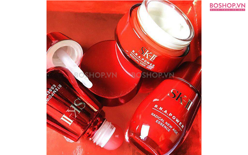 Chống lão hóa SK-II R.N.A.Power Airy Milky Lotion 80gr cùng công thức cải tiến phù hợp với làn da châu Á.