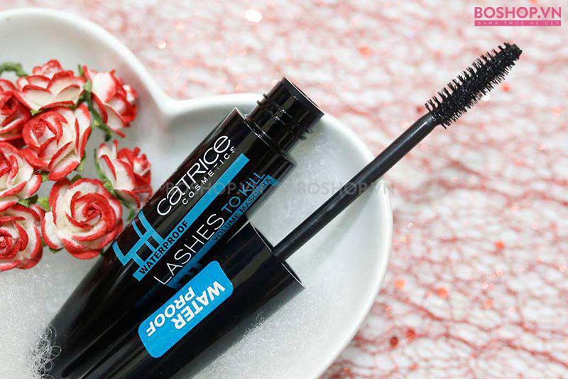 Catrice Lashes To Kill Volume Waterproof mang đến hàng mi cong vút, quyến rũ