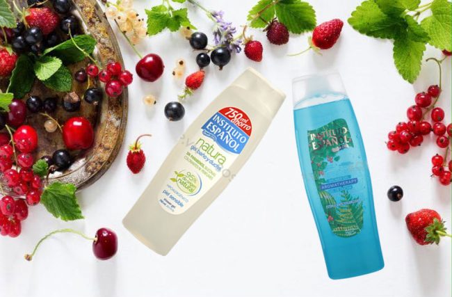 Sữa tắm thảo dược Instituto Español 750ml chiết xuất từ các thảo dược thiên nhiên