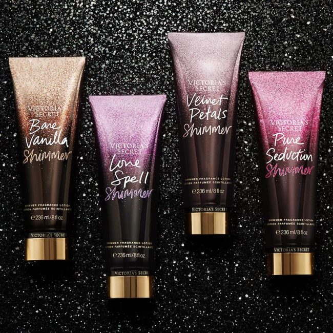 Dưỡng thể Victoria’s Secret Pure Seduction Shimmer 236ml không gây nhờn rít, thấm nhanh vào da
