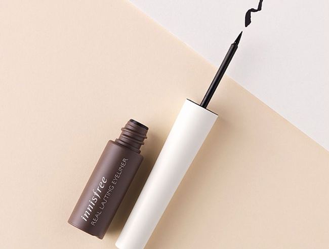 Kẻ mắt nước Innisfree Real Lasting Eyeliner 4gr