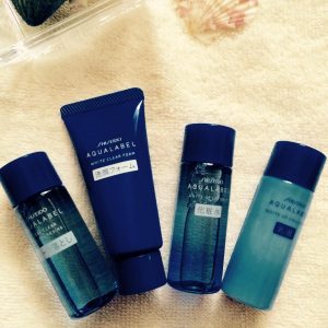 bộ dưỡng da dầu mụn Shiseido Aqualabel Mini 4